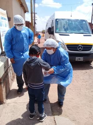 与外地医院相助，，，，，开展康健预防检测